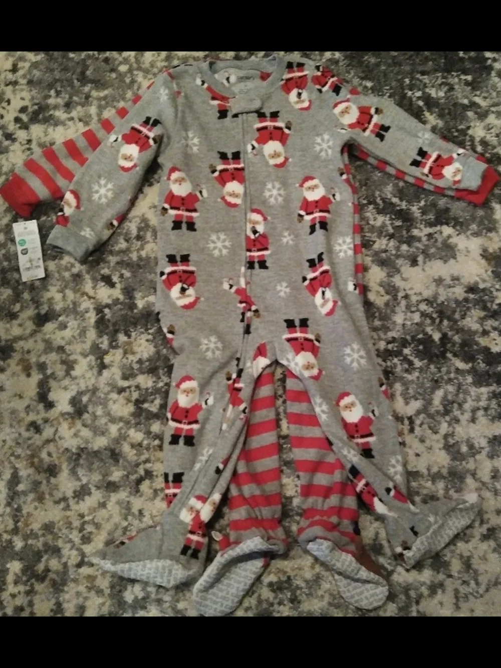 New Carter's Kids Gray Santa Print Holiday Footed Pajamas Size 12M.